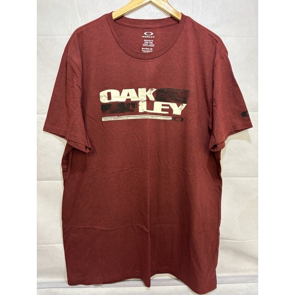 Oakley Shirt Men's Size XXL Script Made For Buckle Store Premium NWOT Maroon - Picture 2 of 13